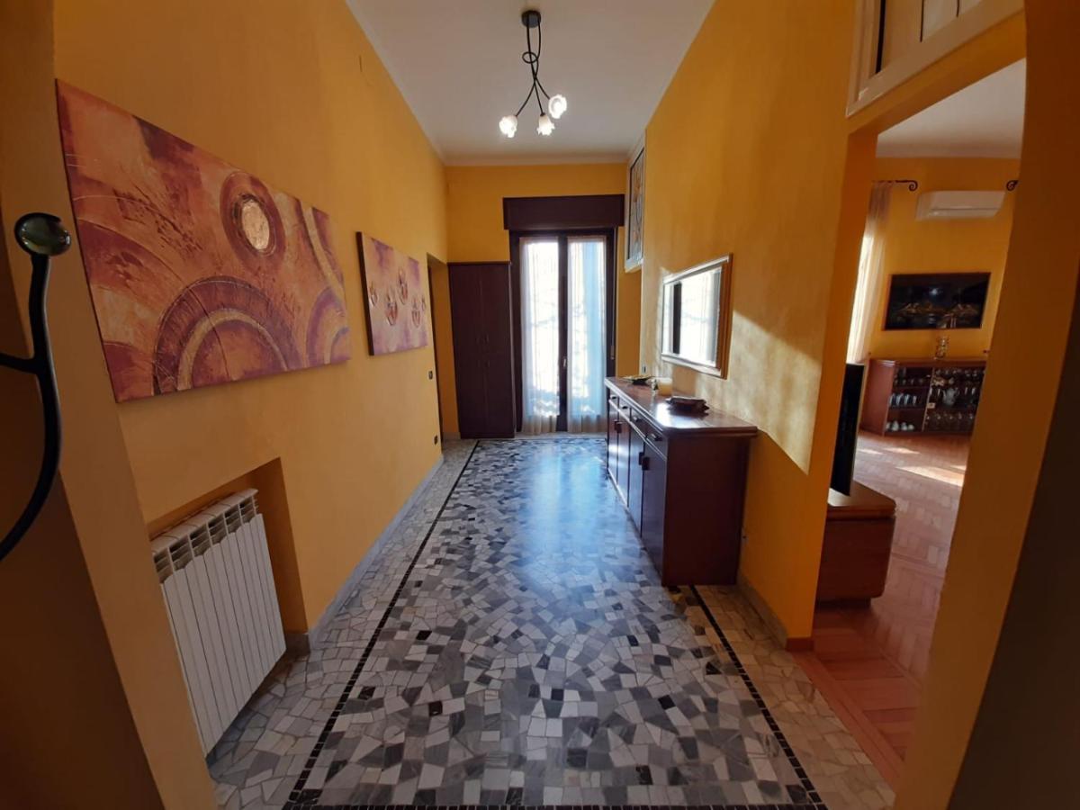 Luxe Apartment Near Milano, Rho Fiera E Mxp Busto Arsizio Exterior foto