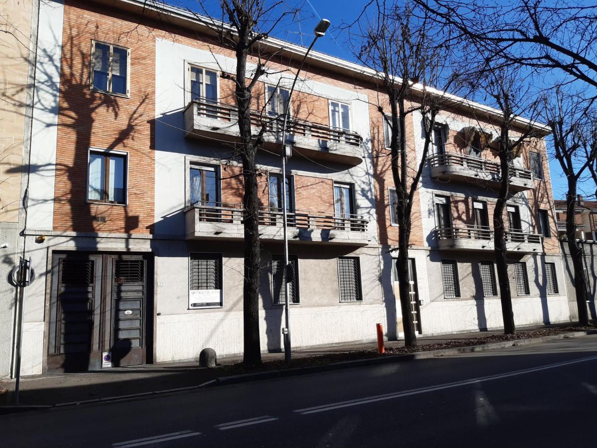 Luxe Apartment Near Milano, Rho Fiera E Mxp Busto Arsizio Exterior foto